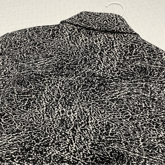 Women’s Wool Blend Jacket Five Button Front Two Waist Pockets Gently Worn - Picture 3 of 11